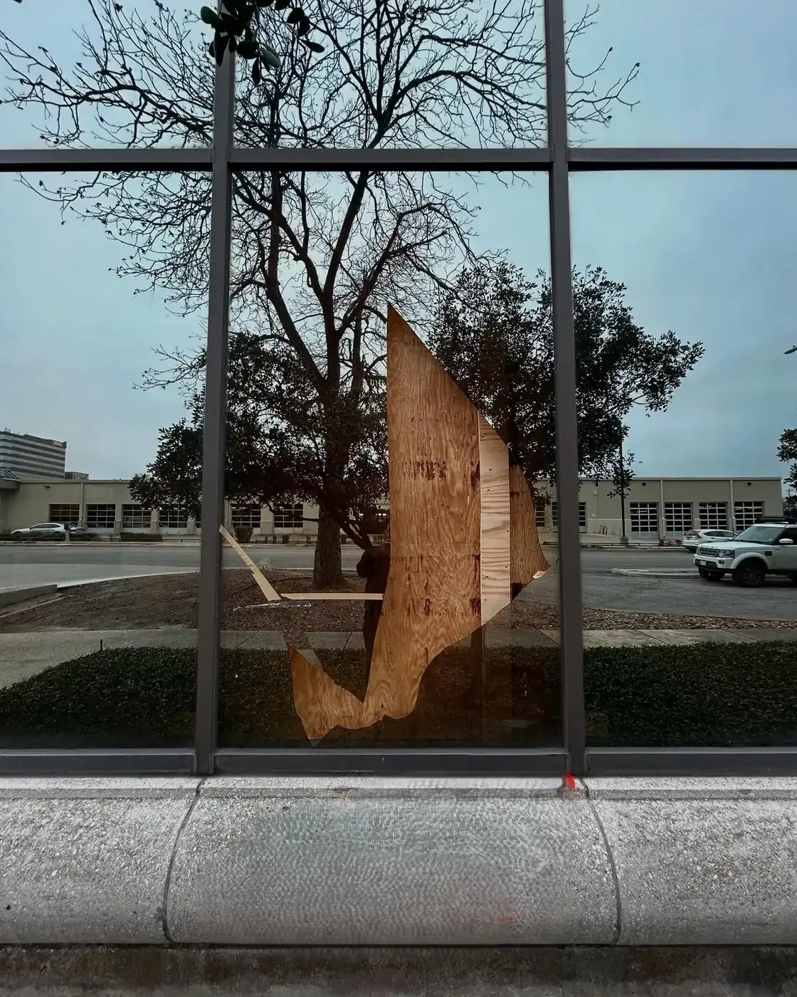 Boarded opening after glass breakage